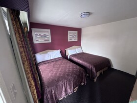 Economy Inn