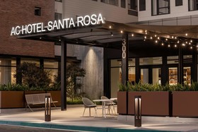 AC Hotel Santa Rosa Downtown