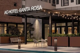AC Hotel Santa Rosa Sonoma Wine Country