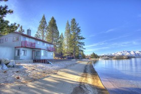 Blue Water Lodge