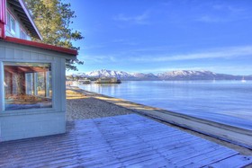 Blue Water Lodge