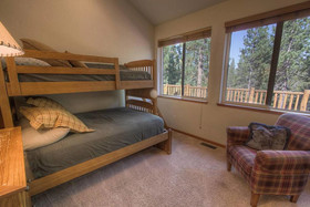 Truckee River Lodge