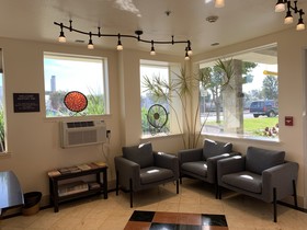 Airport Inn