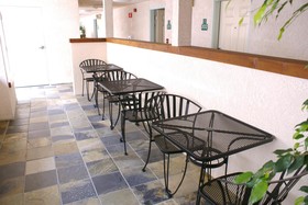Airport Inn