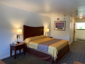 Airport Inn
