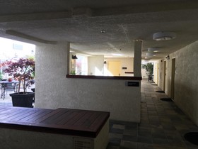 Airport Inn