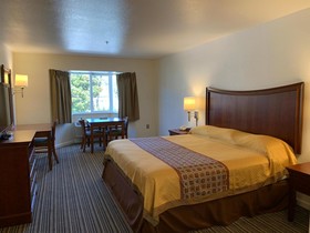 Airport Inn