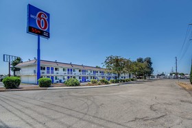 Motel 6 Stockton - Charter Way West