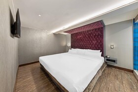 BLVD Hotel and Studios Universal-Hollywood Ascend Hotel Collection