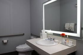 BLVD Hotel and Studios Universal-Hollywood Ascend Hotel Collection