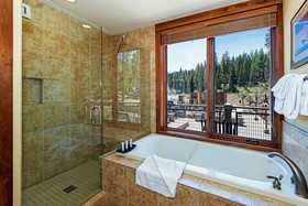 Iron Horse Lodge by East West Hospitality