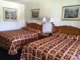 99 Palms Inn & Suites