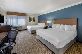 Best Western Town & Country Lodge