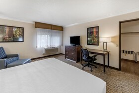 Best Western Town & Country Lodge