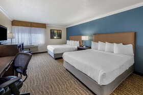 Best Western Town & Country Lodge