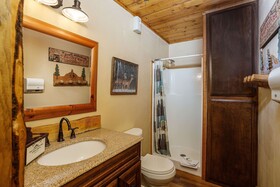 Arrowhead Pine Rose Cabins