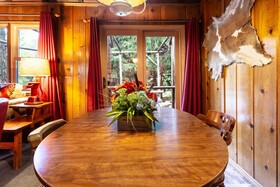 Arrowhead Pine Rose Cabins