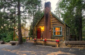 Arrowhead Pine Rose Cabins