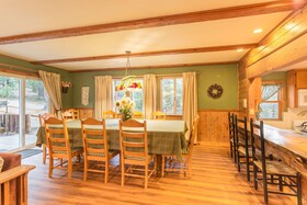 Arrowhead Pine Rose Cabins