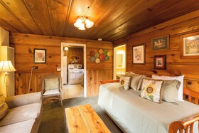 Arrowhead Pine Rose Cabins