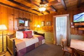 Arrowhead Pine Rose Cabins