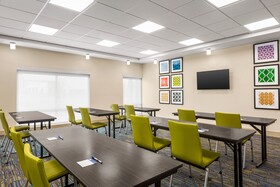 Holiday Inn Express & Suites Ukiah
