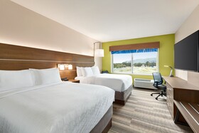 Holiday Inn Express & Suites Ukiah