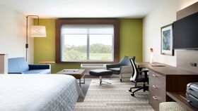 Holiday Inn Express & Suites Ukiah