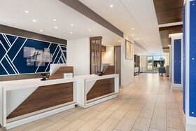 Holiday Inn Express & Suites Ukiah