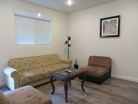 Fully Furnished Apartments near Hollywood