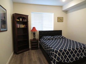 Fully Furnished Apartments near Hollywood