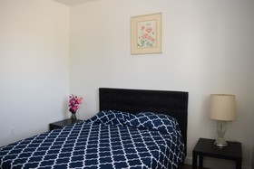 Fully Furnished Apartments near Hollywood