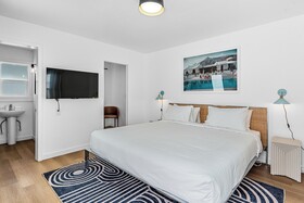 Aliza Hotel