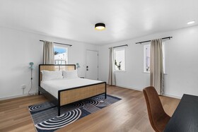 Aliza Hotel