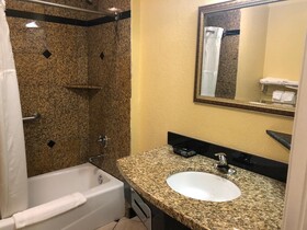 Western Village Inn