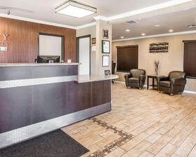 Quality Inn & Suites Woodland