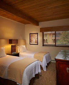 Aspen Square Hotel