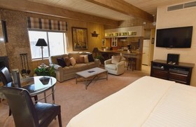 Aspen Square Hotel
