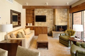 Aspen Square Hotel