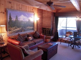 Aspen Square Hotel