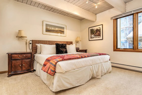 Chateau Chaumont & Chateau Dumont by Frias Properties