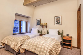 Chateau Chaumont & Chateau Dumont by Frias Properties