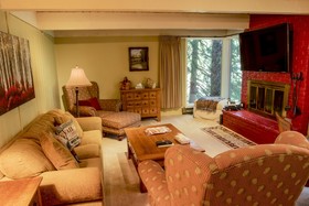 Chateau Roaring Fork