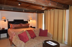 Chateau Roaring Fork