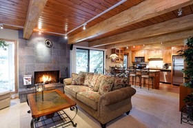 Chateau Roaring Fork