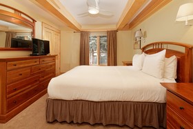 Chateau Roaring Fork
