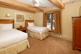 Chateau Roaring Fork