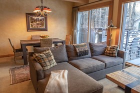 Chateau Roaring Fork
