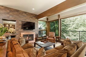 Durant by Frias Properties Hotel