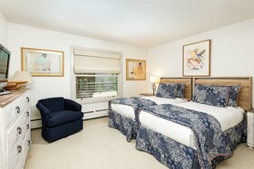 Durant by Frias Properties Hotel